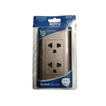 Royu Plano 15A 250V Outlet